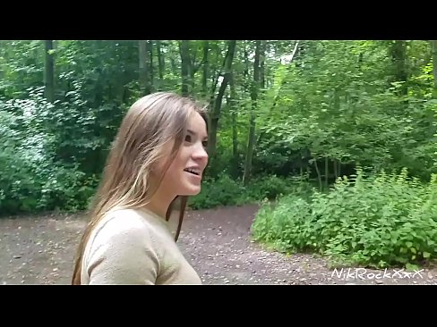 ❤️ Ich schlug Evelina vor, dass wir an einem öffentlichen Ort ficken! Sie sagte ja. Dann habe ich sie in den Arsch gefickt und in ihren Mund gespritzt. Dann pisste sie sich ein. ️ Sex video bei de.ixiporn.ru