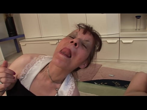 ❤️ Zwei Großmütter und ein Großvater haben einen Dreier ️ Sex video bei de.ixiporn.ru